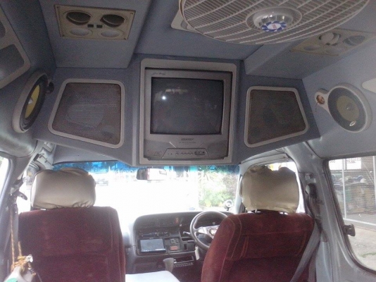 ขายรถตู้หลังคาสูง เครื่อง 2 j ติด LPG 230000 โทร- 089-4439118 พล รายละเอียดดูคุยได้เลยจ้า