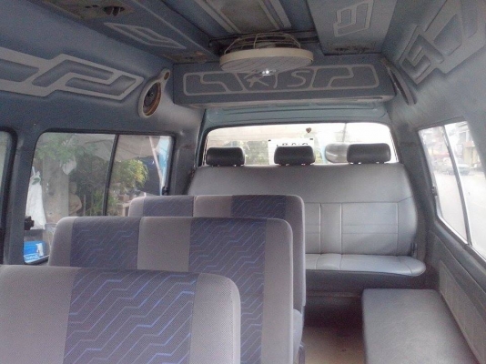 ขายรถตู้หลังคาสูง เครื่อง 2 j ติด LPG 230000 โทร- 089-4439118 พล รายละเอียดดูคุยได้เลยจ้า