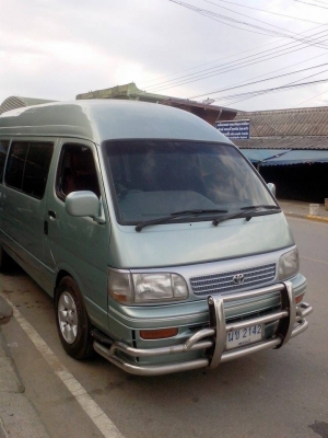 ขายรถตู้หลังคาสูง เครื่อง 2 j ติด LPG 230000 โทร- 089-4439118 พล รายละเอียดดูคุยได้เลยจ้า