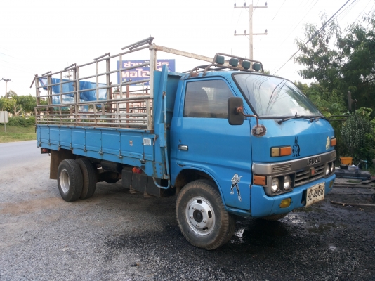 ISUZU 110  แรง ฝาดำ มีสโล ทะเบียนเต็ม ช่วงล่าง 6 น็อต
