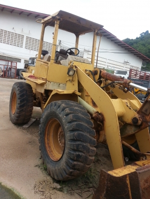 รถตักล้อยาง 924F