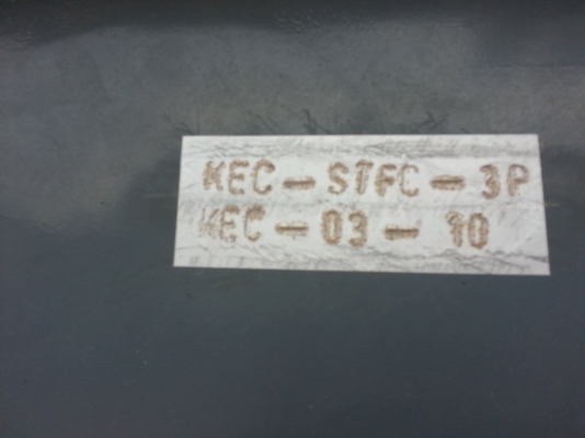 หางก้างสามเพลา ผลิตจากอู่แถวรังสิต มีสี่ชิ้น เลือกได้คะ