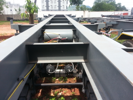 หางก้างสามเพลา ผลิตจากอู่แถวรังสิต มีสี่ชิ้น เลือกได้คะ