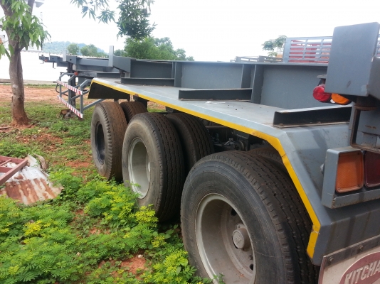 หางก้างสามเพลา ผลิตจากอู่แถวรังสิต มีสี่ชิ้น เลือกได้คะ