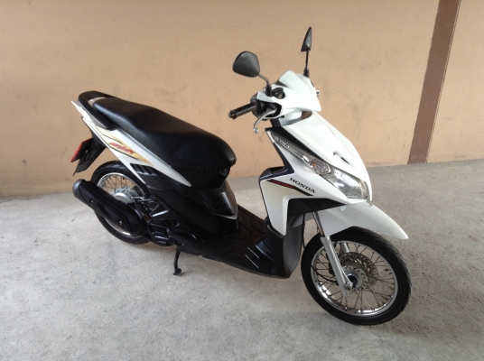 ขาย!!! ฮอนด้าคลิ๊กไอ หัวฉีด ปี52 รถเครื่องดีคับ ทะเบียนครบ ภาษี57