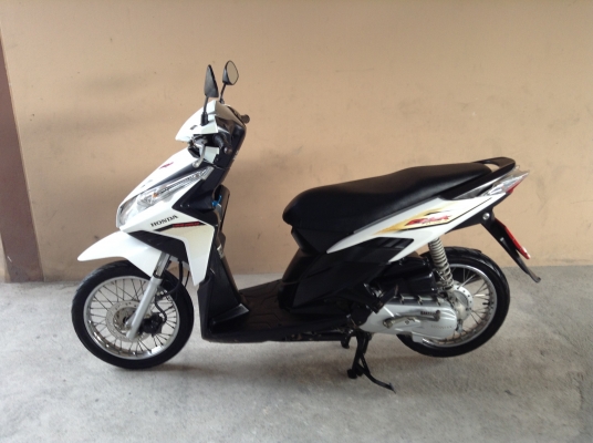 ขาย!!! ฮอนด้าคลิ๊กไอ หัวฉีด ปี52 รถเครื่องดีคับ ทะเบียนครบ ภาษี57