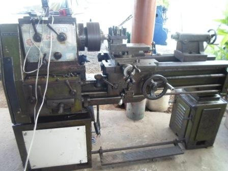 แท่นกลึง 5 ฟุต 3 เพลา เกียร์บล็อก มีเบรก คอม้าถอดได้ รูเพลา 2 นิ้ว 69,000