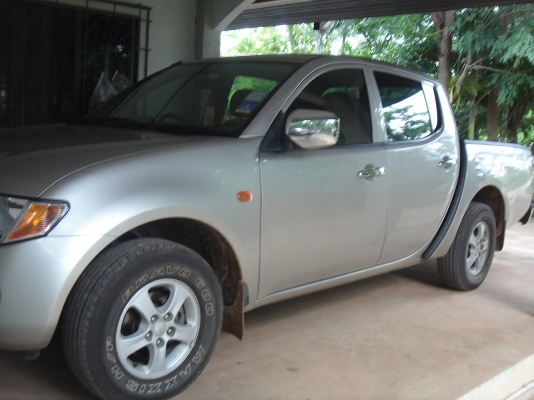mitsubishi triton 2.5 mitsubishi triton 2.5