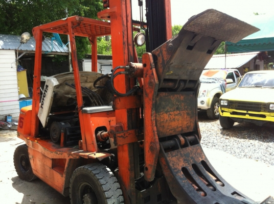 ขายโฟคลิฟ3พร้อมปากคีบกระดาษ3คัน ขายโฟคลิฟ3พร้อมปากคีบกระดาษ3คัน