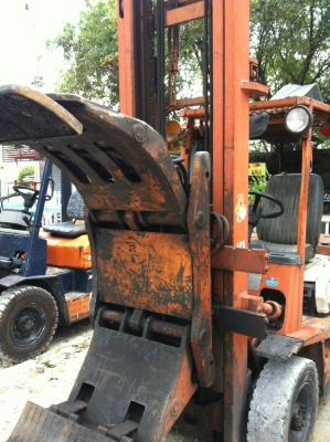 ขายโฟคลิฟ3พร้อมปากคีบกระดาษ3คัน ขายโฟคลิฟ3พร้อมปากคีบกระดาษ3คัน