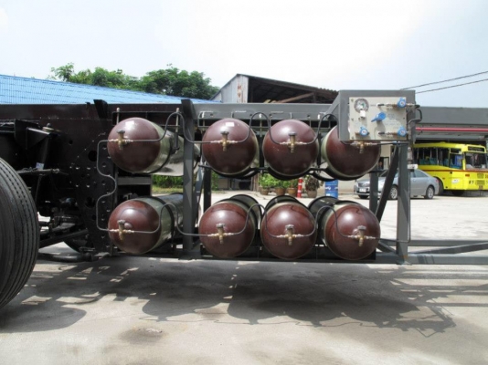 คัสซีรถบัส 6 ล้อติด CNG 4-8 ถัง / รถบัส NGV คัสซีรถบัส 6 ล้อติด CNG 4-8 ถัง / รถบัส NGV