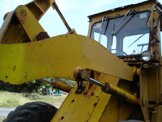 รถตักล้อยาง Komatsu 510 สภาพสวยมากเก่าญี่ปุ่น100\%สนใจติดต่อ 081-9485494 ราคาคุยกันได้สบายๆ