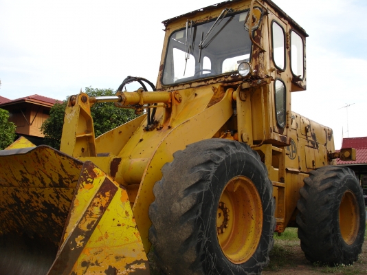 รถตักล้อยาง Komatsu 510 สภาพสวยมากเก่าญี่ปุ่น100\%สนใจติดต่อ 081-9485494 ราคาคุยกันได้สบายๆ