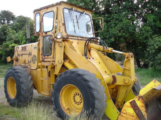 รถตักล้อยาง Komatsu 510 สภาพสวยมากเก่าญี่ปุ่น100\%สนใจติดต่อ 081-9485494 ราคาคุยกันได้สบายๆ