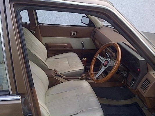 โตโยต้าหน้าเเหลม TT 141 ติดเเก็สเเล้ว โตโยต้าหน้าเเหลม TT 141 ติดเเก็สเเล้ว