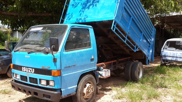 ขาย หกล้อดั้ม พร้อมลุยงาน ราคาเบาๆ