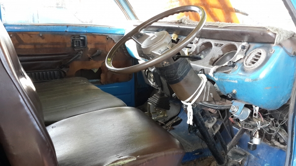 ขาย สี่ล้อ พร้อมหลังคาโดยสาร ราคาเบาๆ ครับ