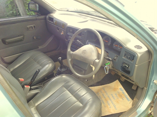 ขายนิสสัน NV ล้อแมก ติดแก็ช แอร์เย็น ภาษ๊ไม่ขาด