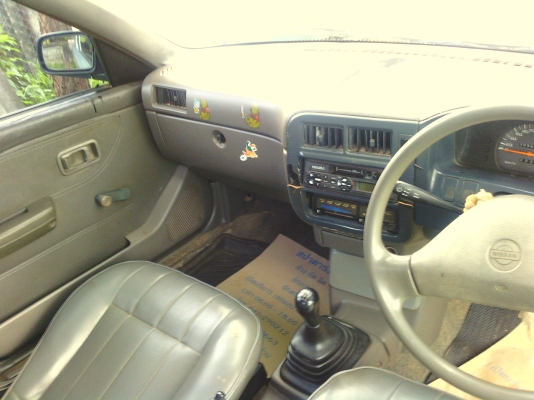 ขายนิสสัน NV ล้อแมก ติดแก็ช แอร์เย็น ภาษ๊ไม่ขาด