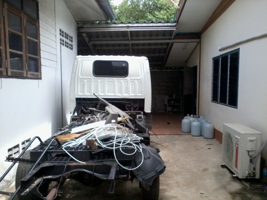 ขายแล้วครับ  ขอบตุณพี่วีรศักดิ์  กทม