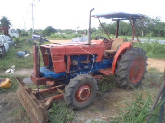 ขายรถไถ KUBOTA รุ่น L 35 เครื่องยนต์ 4 สูบ 2เพลา มีดันหน้าให้ ราคา 142000  บาท