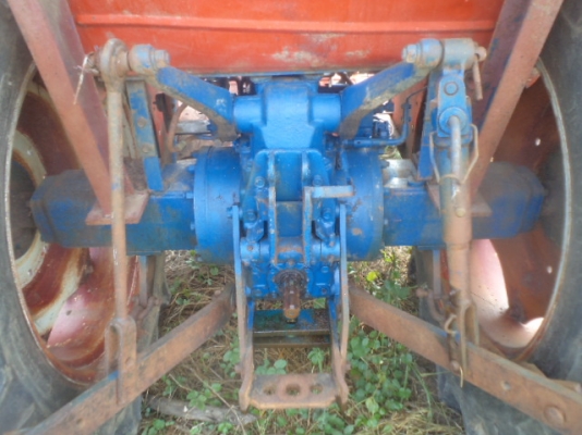 ขายรถไถ KUBOTA รุ่น L 35 เครื่องยนต์ 4 สูบ 2เพลา มีดันหน้าให้ ราคา 142000  บาท