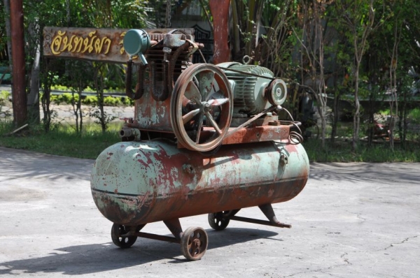 มีมา2ตัวสวยๆ ขายปั้มลม meijiนำเข้าญี่ปุ่นยังไม่เคยใช้งานในไทย 15,000เท่านั้น!!