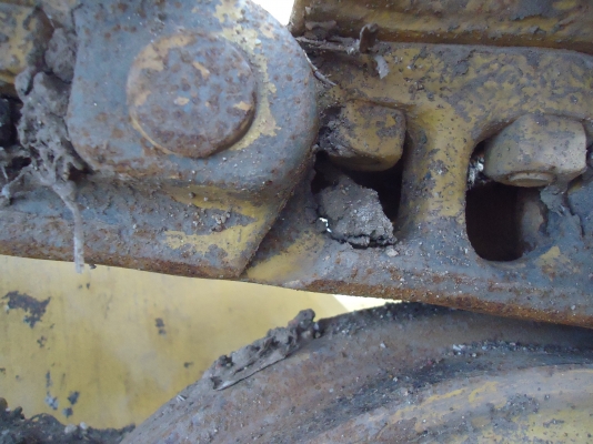 ขายรถแทรกเตอร์CATD4Hรถเก่านอกใช้งาน1ปีสภาพสวยเดิมๆๆ