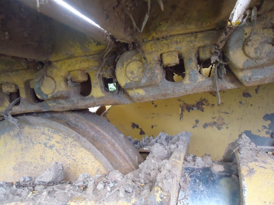 ขายรถแทรกเตอร์CATD4Hรถเก่านอกใช้งาน1ปีสภาพสวยเดิมๆๆ