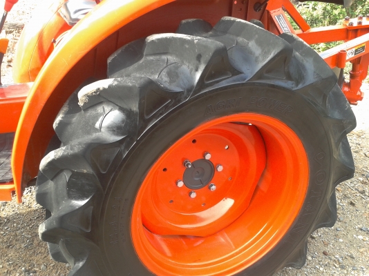 ขายรถไถคูโบต้า KUBOTA L 3608 (4WD) ขายรถไถคูโบต้า KUBOTA L 3608 (4WD)