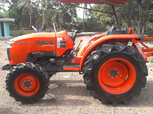 ขายรถไถคูโบต้า KUBOTA L 3608 (4WD) ขายรถไถคูโบต้า KUBOTA L 3608 (4WD)