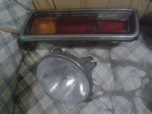 ขายไฟหน้าke30คู่ละ400ไฟท้ายคู่ละ800