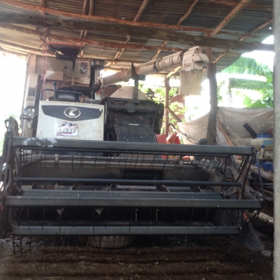 รถเกี่ยวข้าว คูโบต้า 95 GM