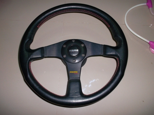 พวงมาลัย momo แท้