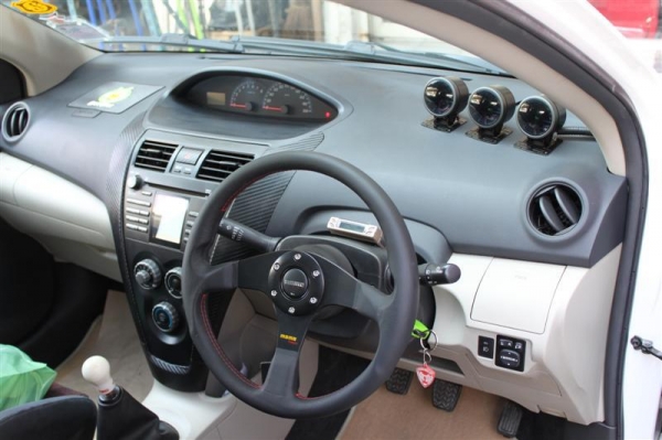 พวงมาลัย momo แท้