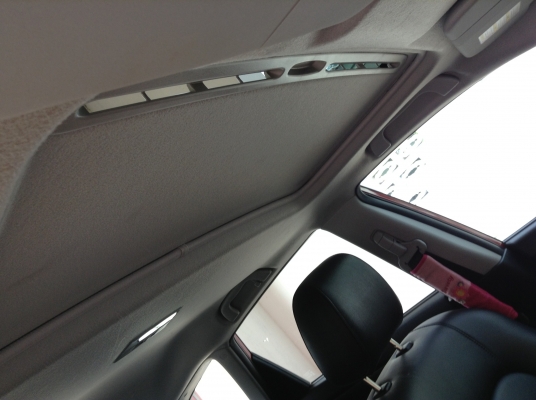 ขาย Mazda 3 รุ่นท็อป  5 ประตู  ปี  2009  วิ่งแค่  เครื่อง 2000