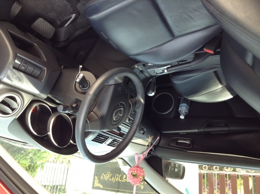 ขาย Mazda 3 รุ่นท็อป  5 ประตู  ปี  2009  วิ่งแค่  เครื่อง 2000