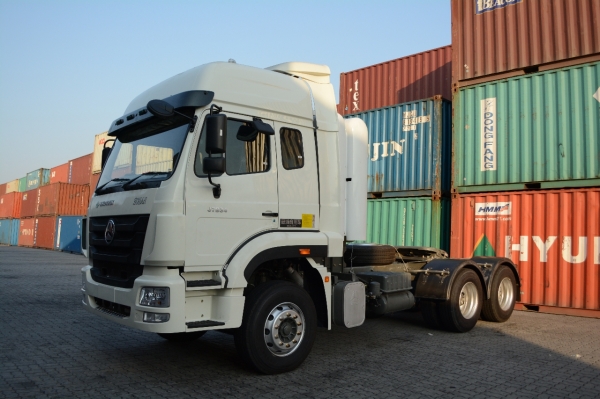 ขายหัวลาก10ล้อ SINOTRUK Euro4 รุ่นใหม่ล่าสุด