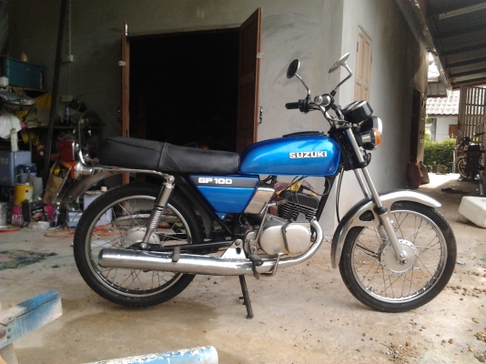 ขายรถ suzuki gp100 ทะเบียนเอกสารพร้อมโอนครับ