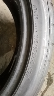 ขายยาง 275 35 20 NITTO คู่ละ5500