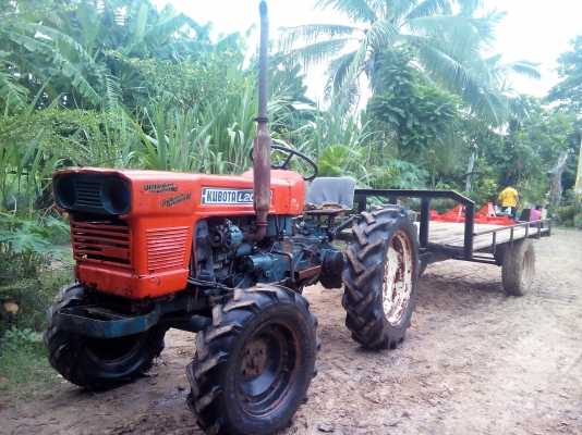 ขายเทนเลอร์บรรทุก     8000บาท