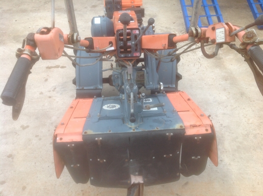 ขายรถไถคูโบต้า K7 พร้อมโรตารี่เก่านอก ขายรถไถคูโบต้า K7 พร้อมโรตารี่เก่านอก