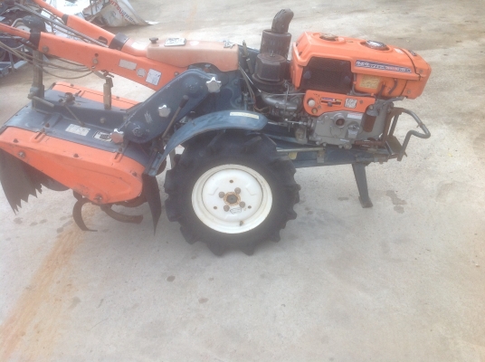 ขายรถไถคูโบต้า K7 พร้อมโรตารี่เก่านอก ขายรถไถคูโบต้า K7 พร้อมโรตารี่เก่านอก