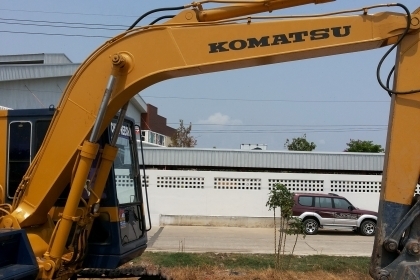 pc 100-3 เครื่องเดิม ปั้มเดิม บูมอามสวยไม่มีปะ ช่วงล่างสวย