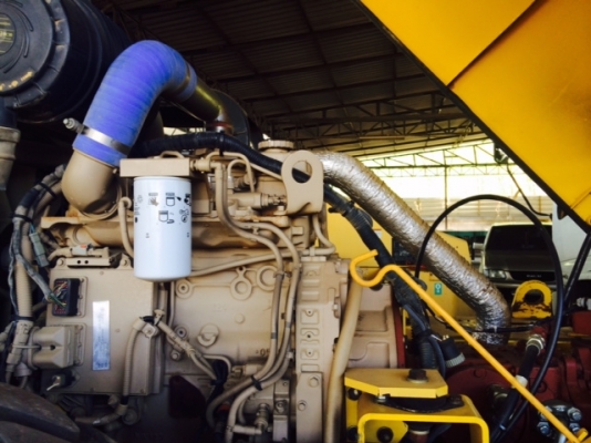 รถบดสั่นสะเทือน 10 ตัน Sakai SV505D สภาพใหม่กิ๊บ มีให้เลือกหลายคัน สภาพเนี๊ยบทุกคัน รถนอกแท้ ยังไม่ผ่านการใช้งานในไทย100\%