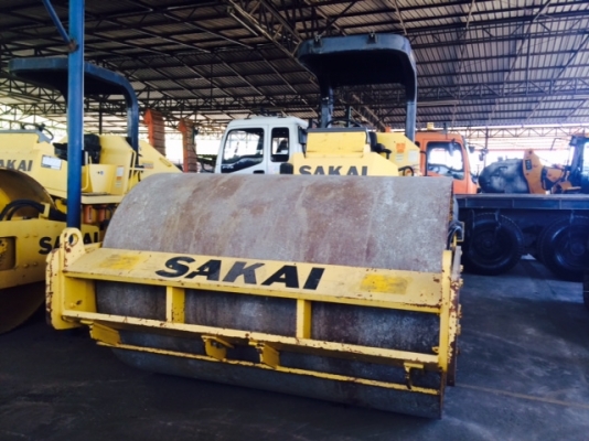 รถบดสั่นสะเทือน 10 ตัน Sakai SV505D สภาพใหม่กิ๊บ มีให้เลือกหลายคัน สภาพเนี๊ยบทุกคัน รถนอกแท้ ยังไม่ผ