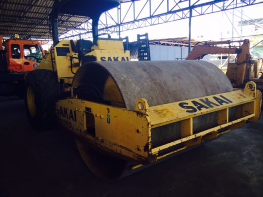 รถบดสั่นสะเทือน 10 ตัน Sakai SV505D สภาพใหม่กิ๊บ มีให้เลือกหลายคัน สภาพเนี๊ยบทุกคัน รถนอกแท้ ยังไม่ผ่านการใช้งานในไทย100\%