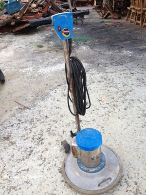 เครื่องขัดไม่ปาเก้สภาพเดิมๆสวยๆครับใช้งานปกติครับ  ขนาด 18  นิ้วครับราคานี้คุ้มมากครับ