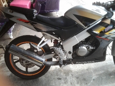 CBRสวยสตาทร์มือปี2545