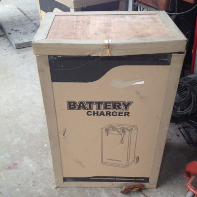 เครื่องชาร์ตแบตเตอรี่ DAOU ของใหม่ พร้อมสายชาร์ต มีล้อเลื่อน ทำให้เคลื่อนย้ายได้สะดวก ขนาดกระทัดรัด เครื่องชาร์ตแบตเตอรี่ DAOU ของใหม่ พร้อมสายชาร์ต มีล้อเลื่อน ทำให้เคลื่อนย้ายได้สะดวก ขนาดกระทัดรัด